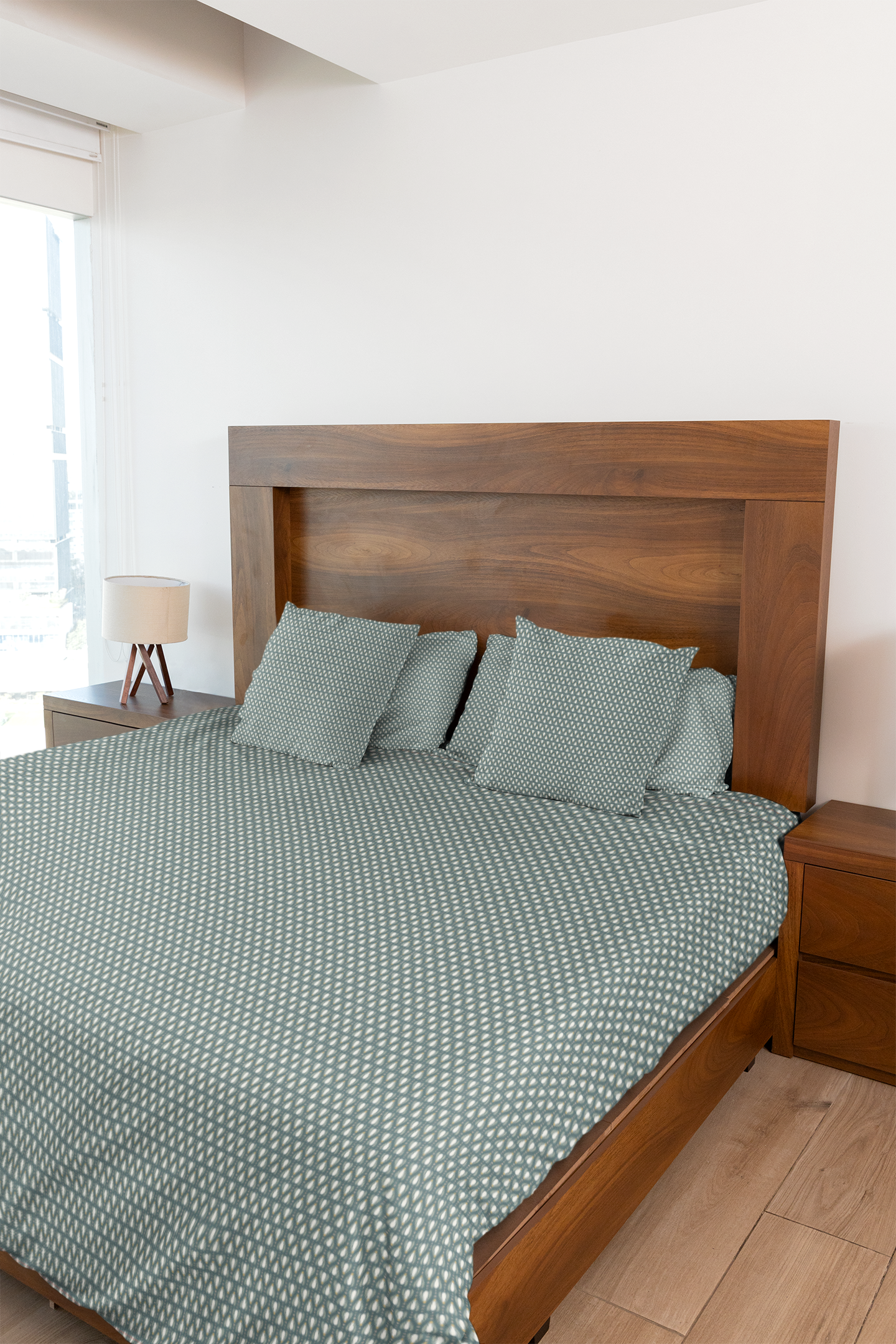 Minimal Luxe Queen Bedding Set