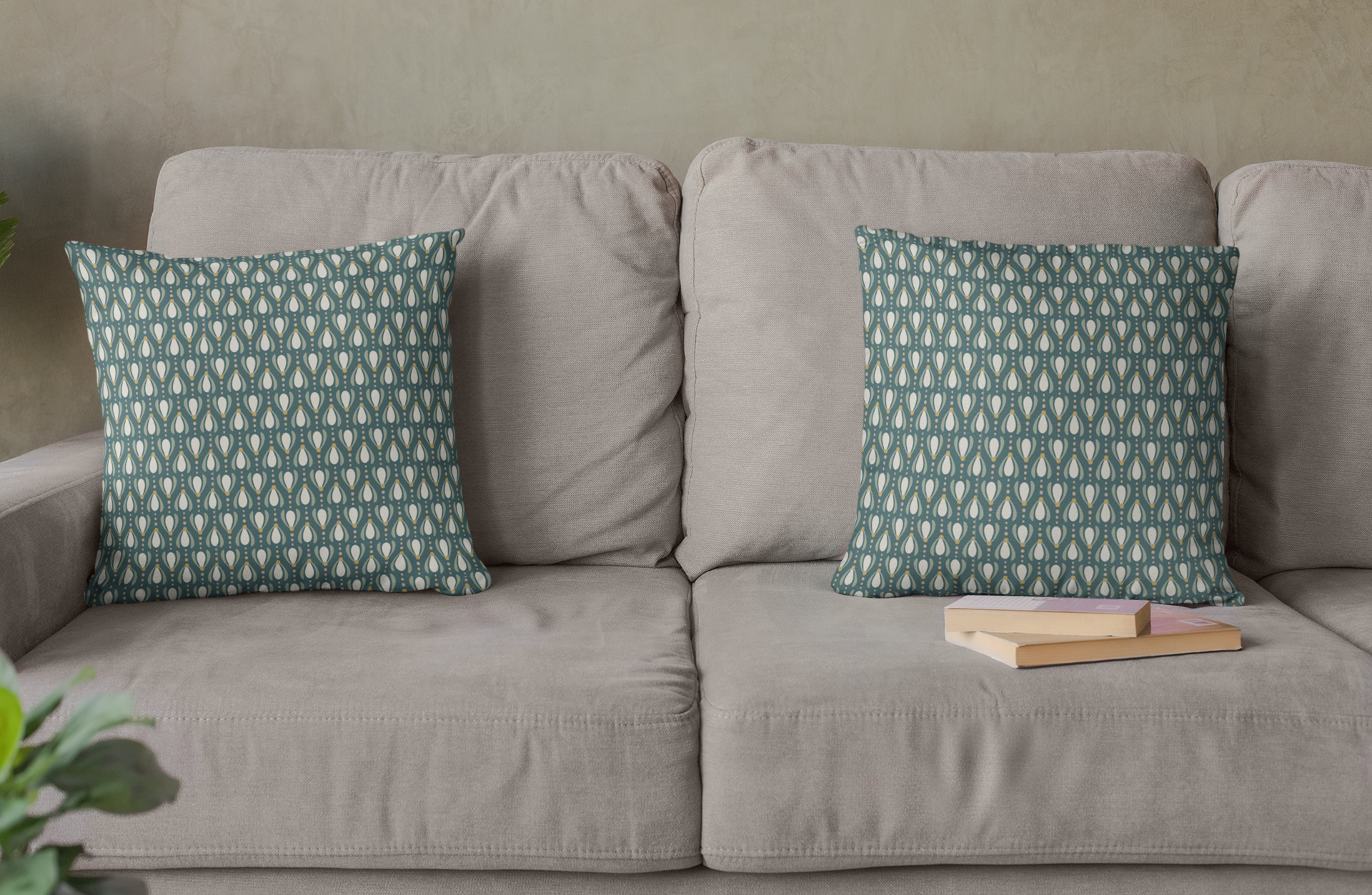 Title: Vintage Teardrop Pattern Cushions