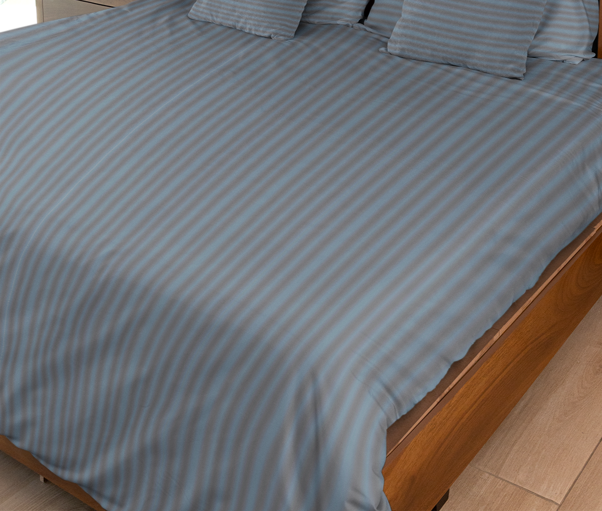Elegant Striped Bedding Set β Queen Size Comfort