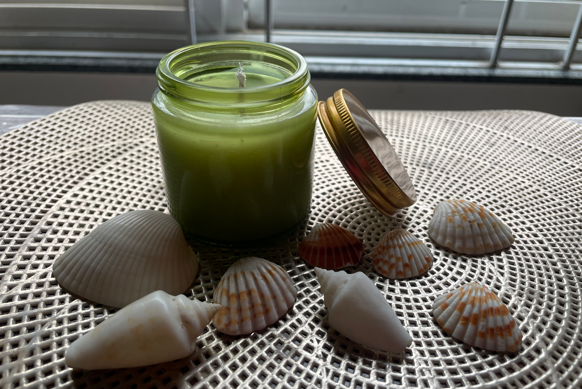 Bergamot Water and Jasmine Scented Candle in Frosted Amber Jar